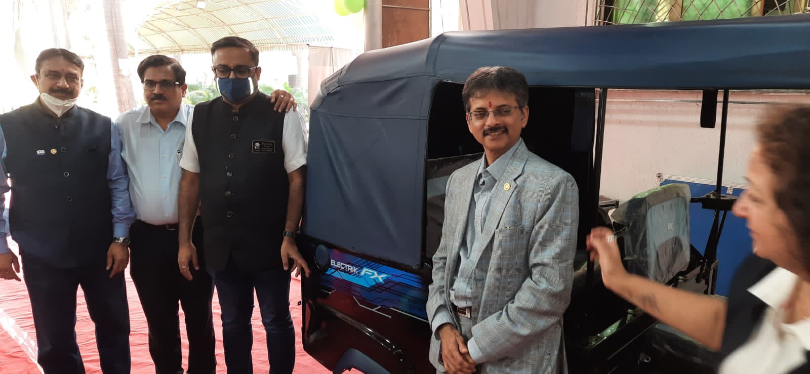 Jaideep Malaviya with E-Auto Rickshaw